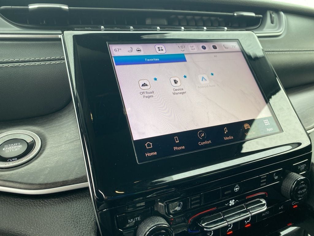 2025 Jeep Grand Cherokee GRAND CHEROKEE LAREDO X 4X4