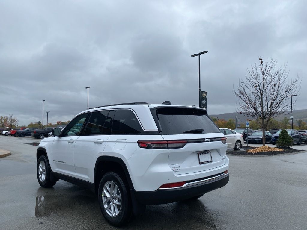 2025 Jeep Grand Cherokee GRAND CHEROKEE LAREDO X 4X4