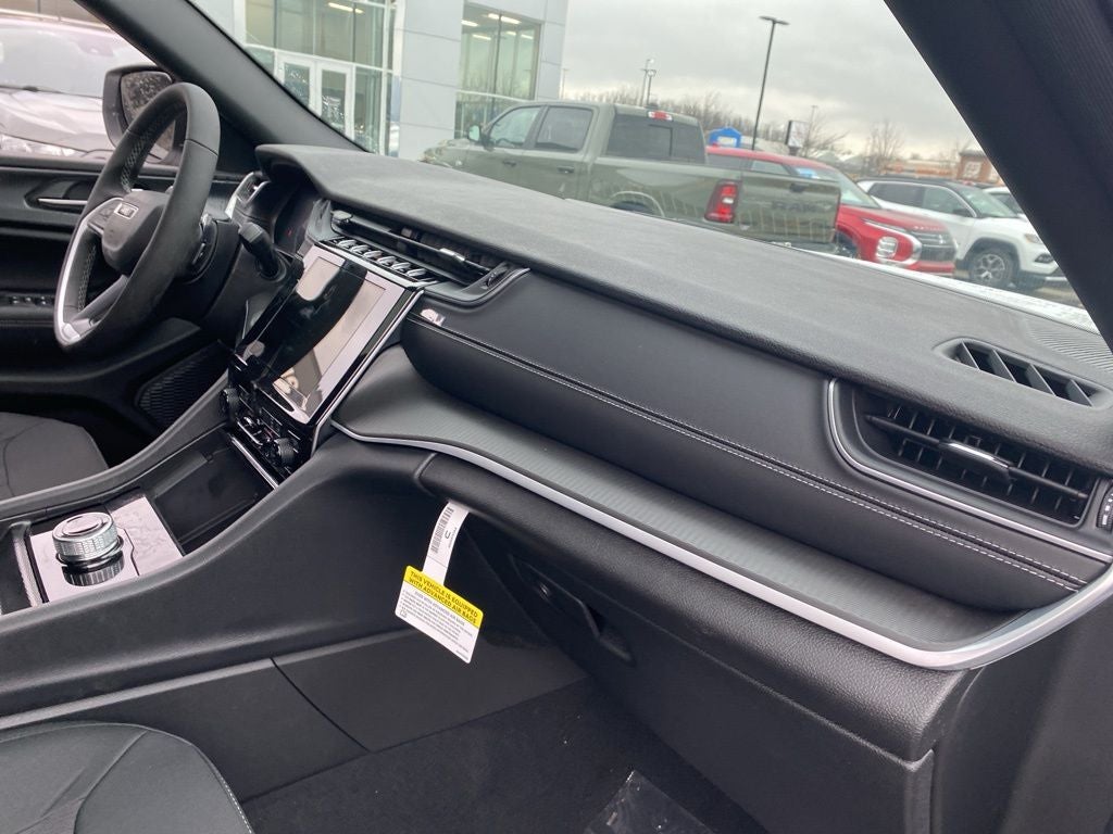 2026 Jeep Grand Cherokee GRAND CHEROKEE LAREDO X 4X4