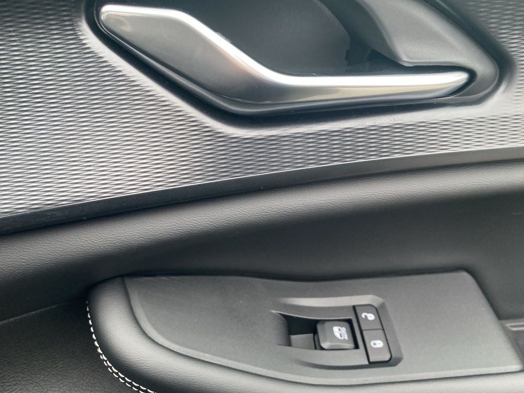 2026 Jeep Grand Cherokee GRAND CHEROKEE LAREDO X 4X4