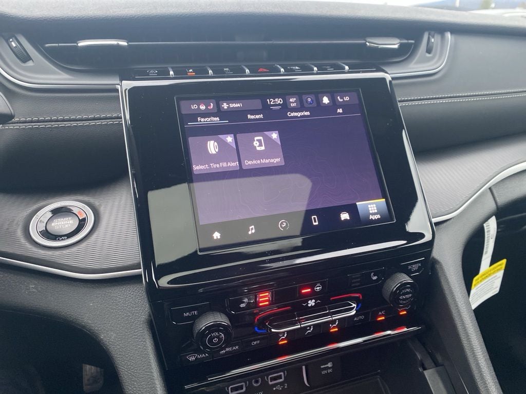 2026 Jeep Grand Cherokee GRAND CHEROKEE LAREDO X 4X4