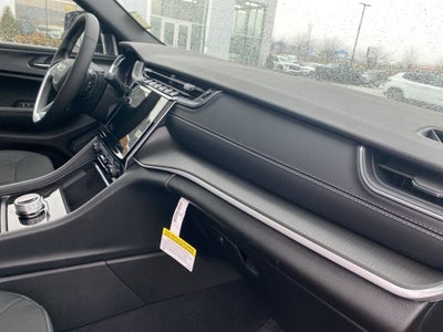 2026 Jeep Grand Cherokee GRAND CHEROKEE LAREDO X 4X4