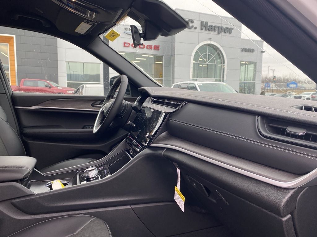 2026 Jeep Grand Cherokee GRAND CHEROKEE LAREDO ALTITUDE 4X4