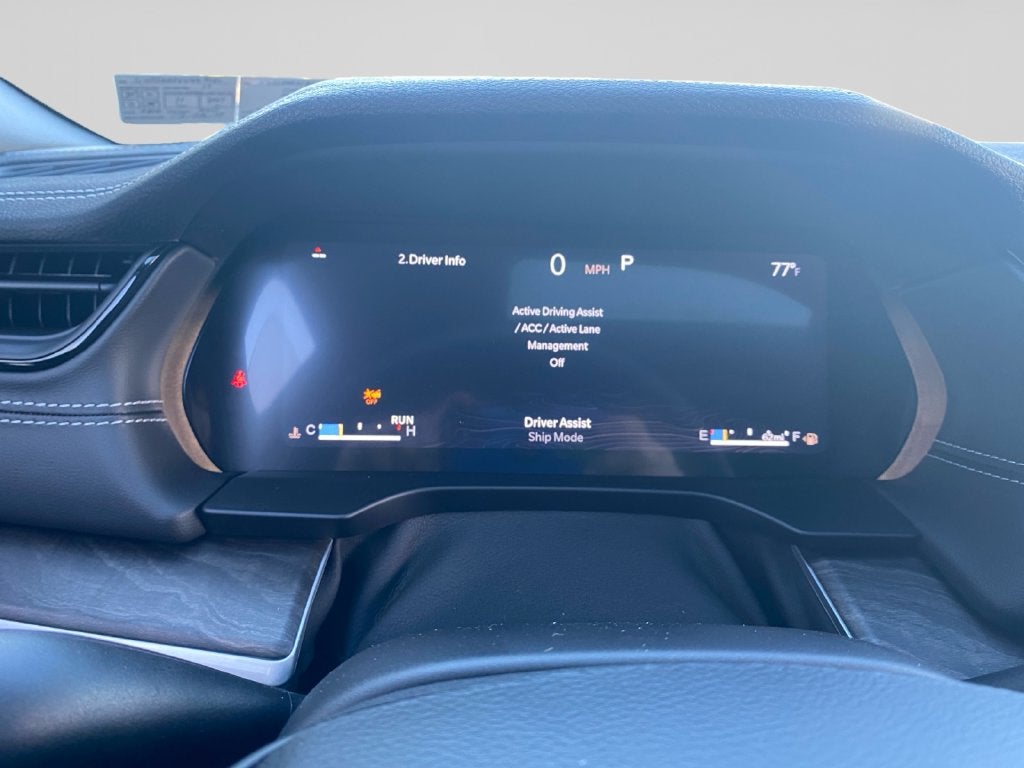 2027 Jeep Grand Cherokee Laredo Altitude