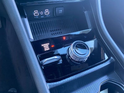 2027 Jeep Grand Cherokee Laredo Altitude