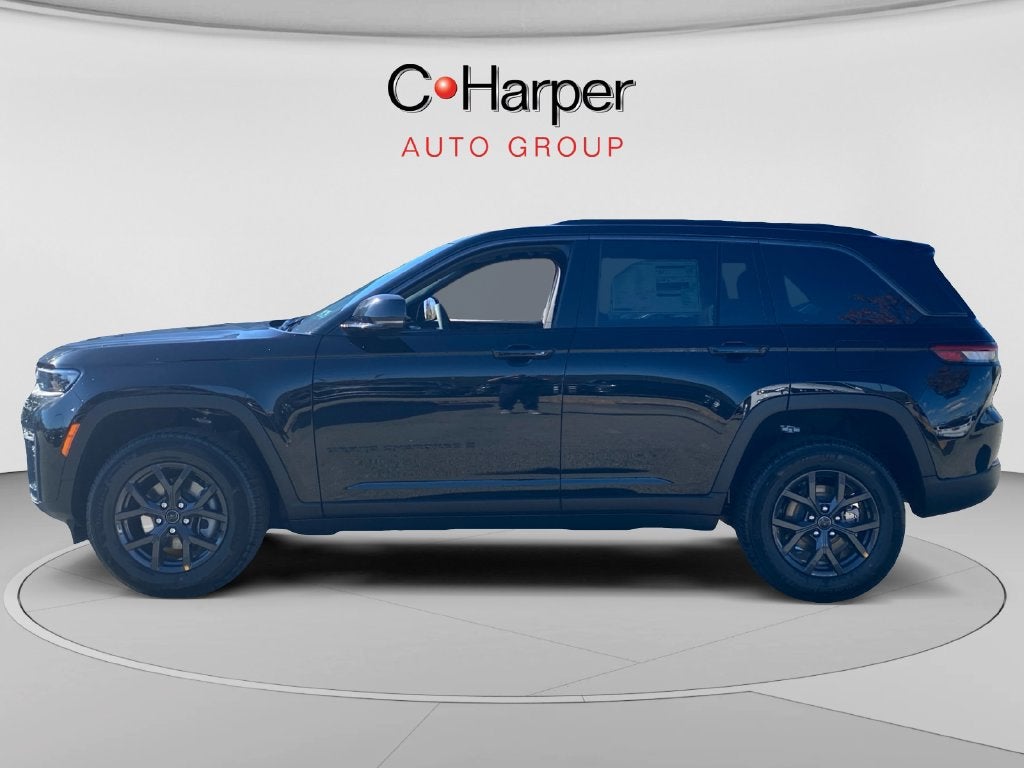 2027 Jeep Grand Cherokee Laredo Altitude