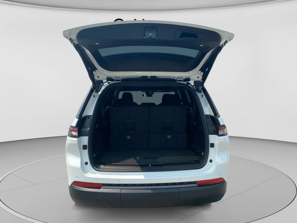 2026 Jeep Grand Cherokee L Altitude