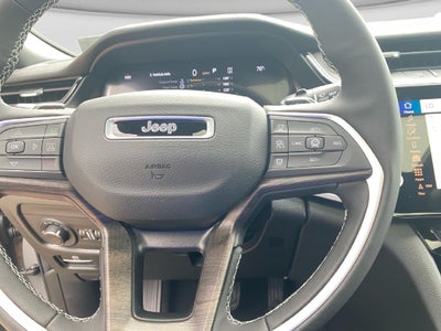 2027 Jeep Grand Cherokee L Laredo Altitude
