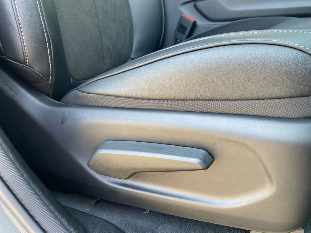 2027 Jeep Grand Cherokee L Laredo Altitude