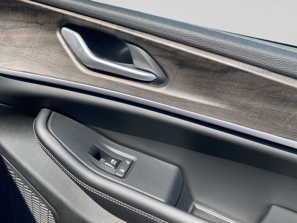 2027 Jeep Grand Cherokee L Laredo Altitude