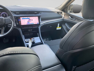 2027 Jeep Grand Cherokee L Laredo Altitude
