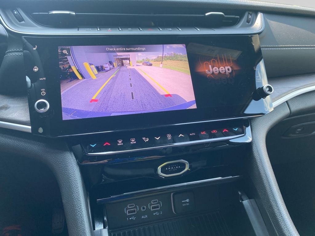 2027 Jeep Grand Cherokee L Laredo Altitude