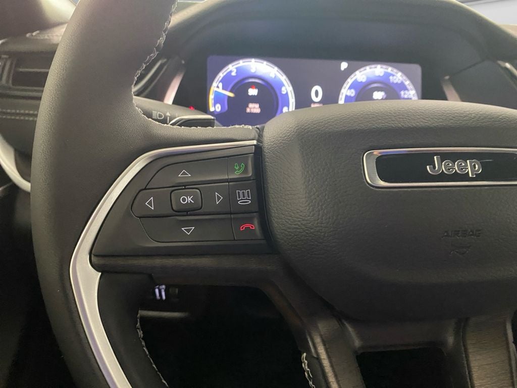 2027 Jeep Grand Cherokee L Laredo Altitude