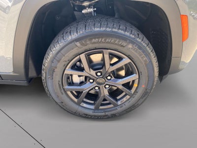 2027 Jeep Grand Cherokee L Laredo Altitude