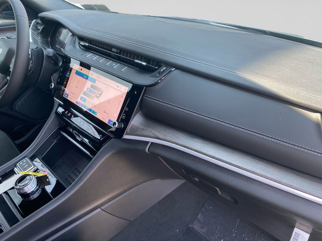 2027 Jeep Grand Cherokee L Laredo Altitude