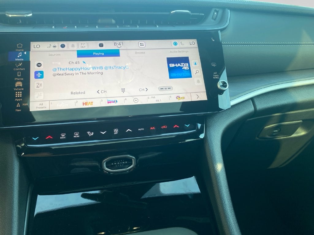 2027 Jeep Grand Cherokee L Laredo Altitude