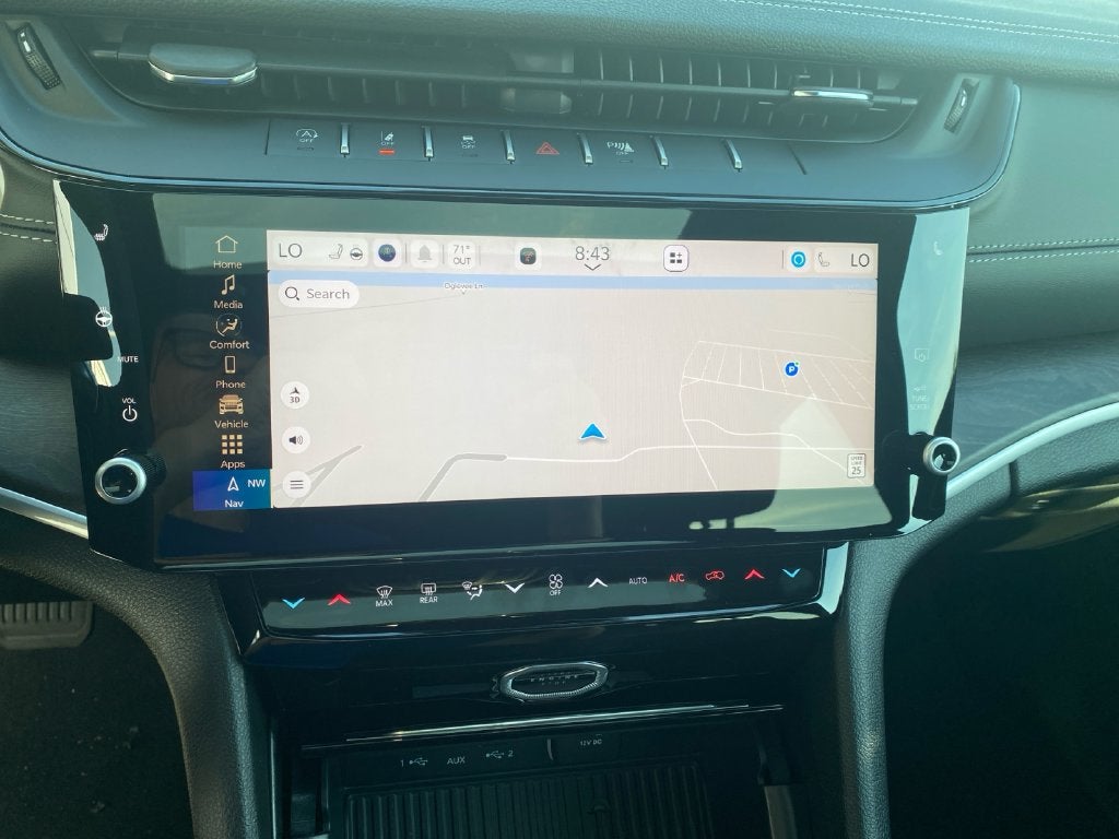 2027 Jeep Grand Cherokee L Laredo Altitude