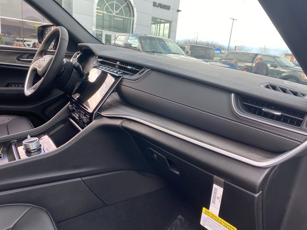 2025 Jeep Grand Cherokee L GRAND CHEROKEE L LIMITED 4X4