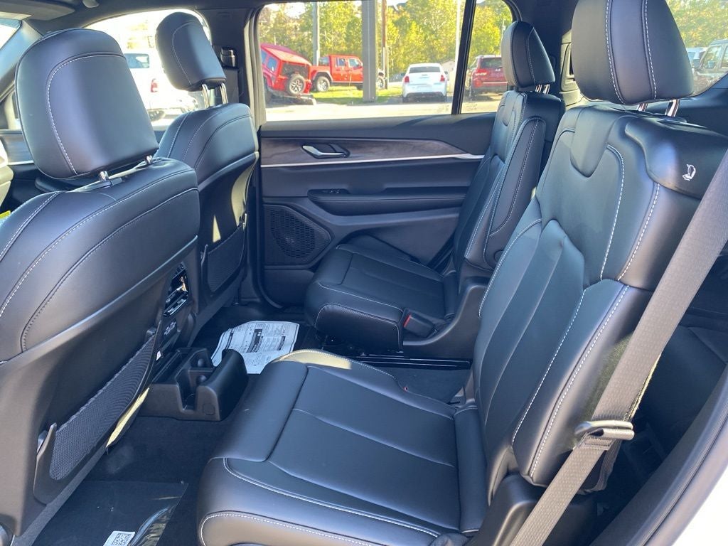 2025 Jeep Grand Cherokee L GRAND CHEROKEE L LIMITED 4X4