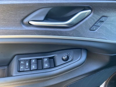 2025 Jeep Grand Cherokee L GRAND CHEROKEE L LIMITED 4X4