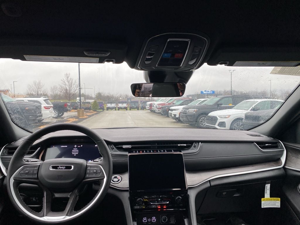 2025 Jeep Grand Cherokee L GRAND CHEROKEE L LIMITED 4X4