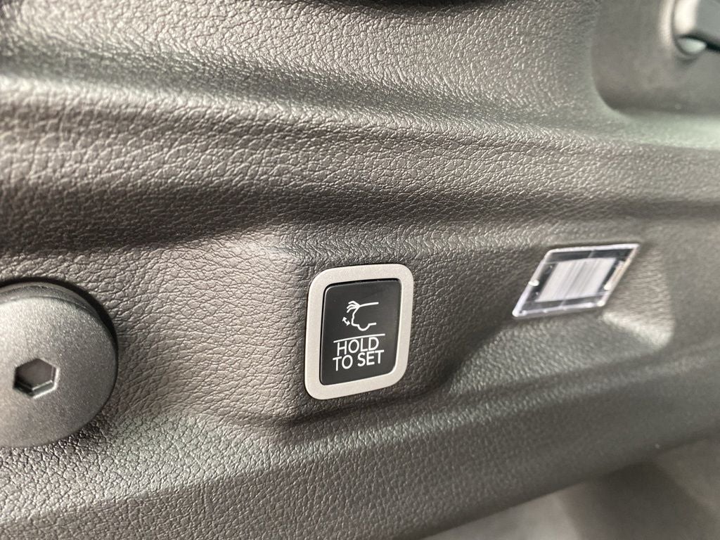 2025 Jeep Grand Cherokee L GRAND CHEROKEE L LIMITED 4X4