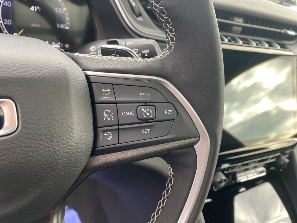 2025 Jeep Grand Cherokee L GRAND CHEROKEE L LIMITED 4X4