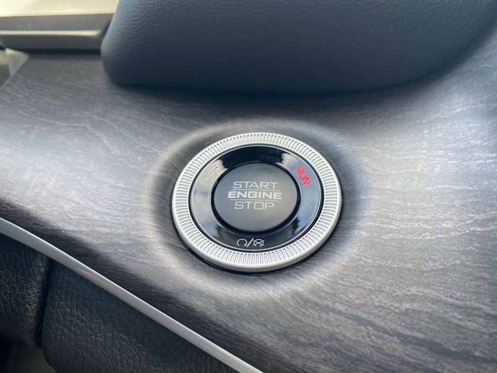 2025 Jeep Grand Cherokee L GRAND CHEROKEE L LIMITED 4X4