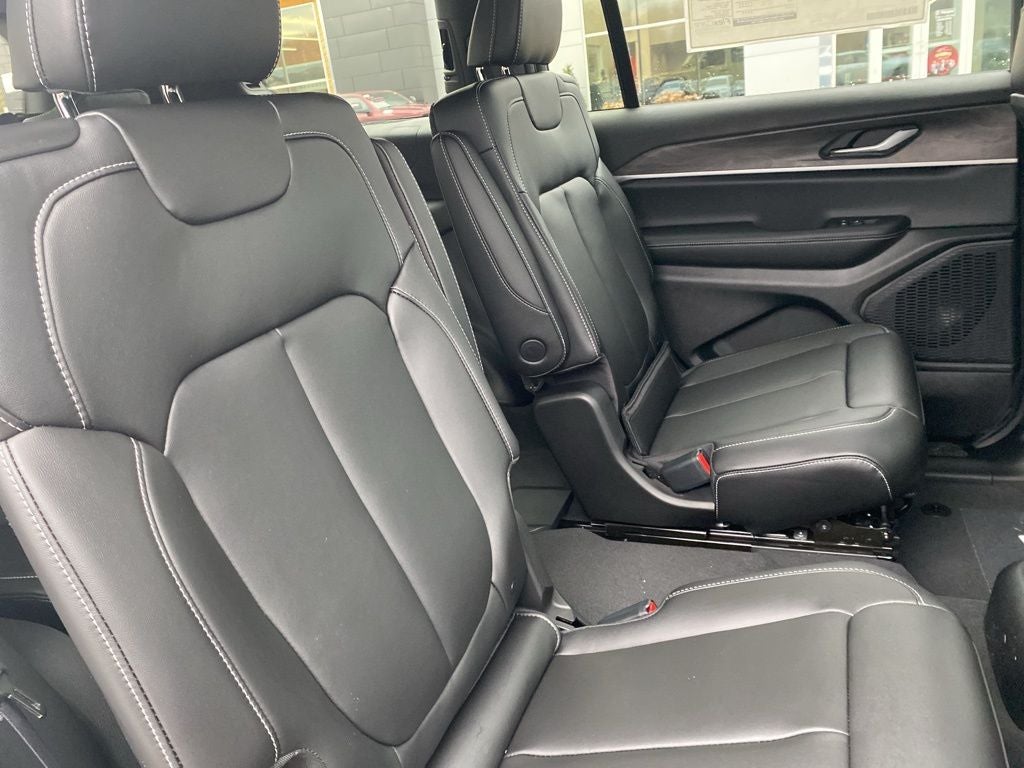 2025 Jeep Grand Cherokee L GRAND CHEROKEE L LIMITED 4X4