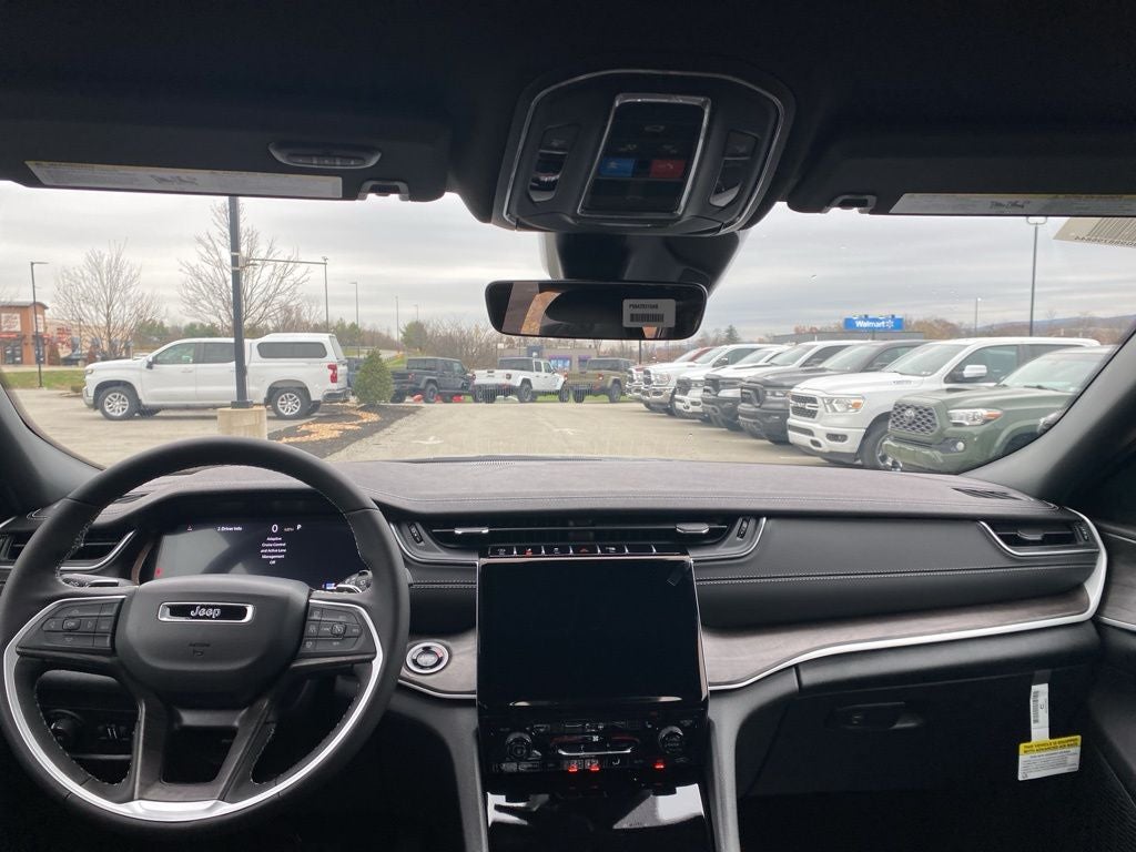 2025 Jeep Grand Cherokee L GRAND CHEROKEE L LIMITED 4X4