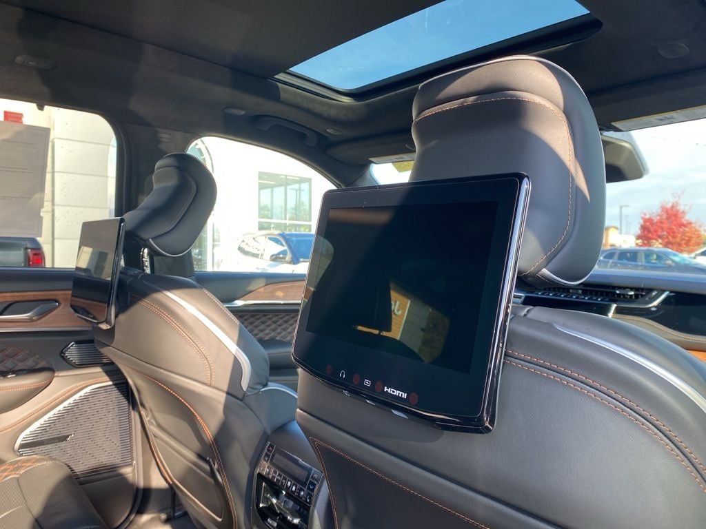 2025 Jeep Grand Cherokee L GRAND CHEROKEE L SUMMIT RESERVE 4X4