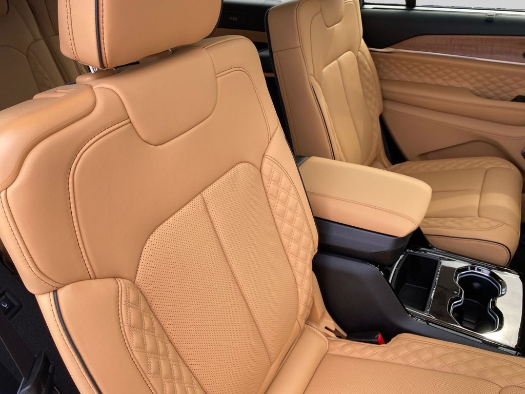 2027 Jeep Grand Cherokee L Summit