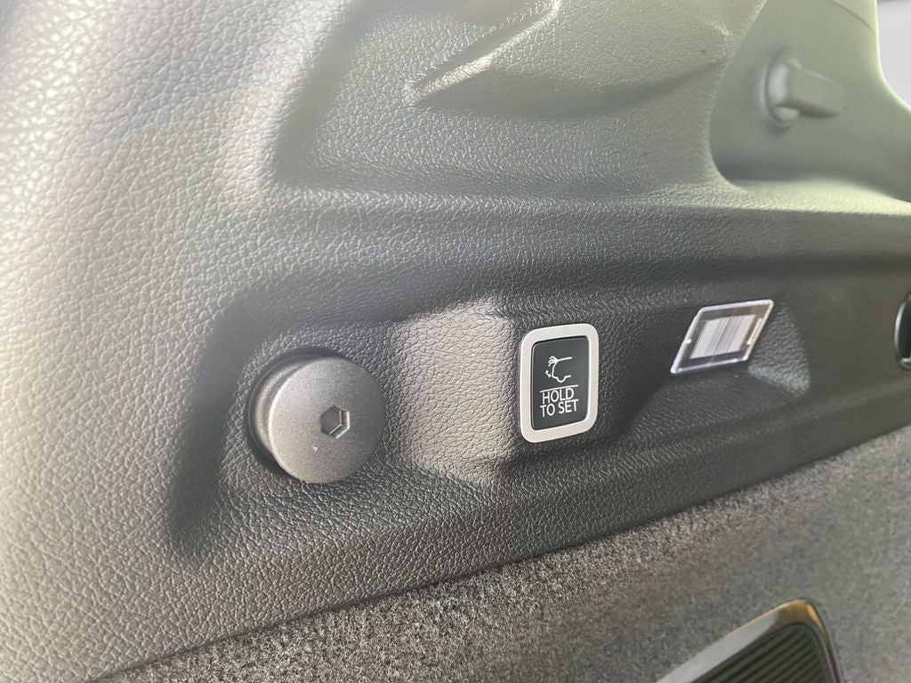 2027 Jeep Grand Cherokee L Summit