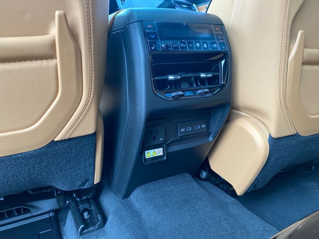 2027 Jeep Grand Cherokee L Summit