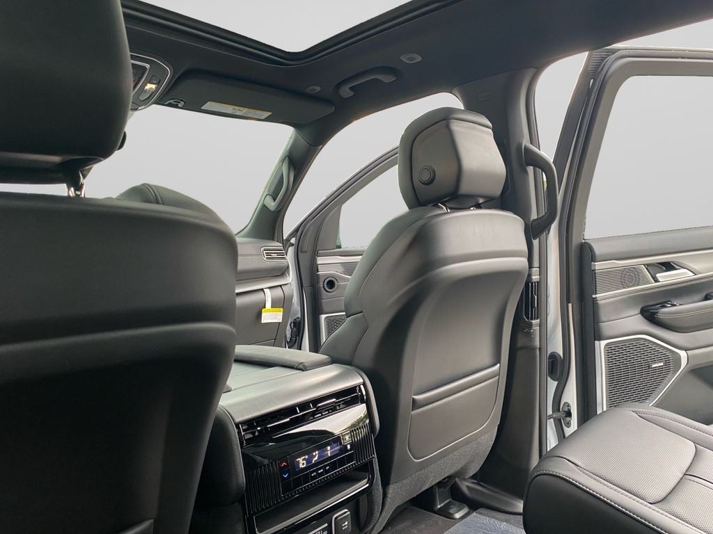 2026 Jeep Grand Wagoneer 4x4