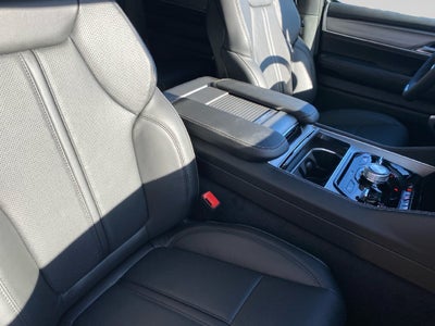 2026 Jeep Grand Wagoneer Upland