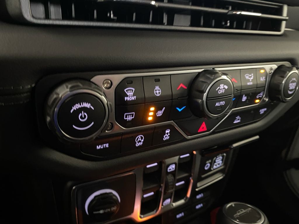 2026 Jeep Gladiator Sahara