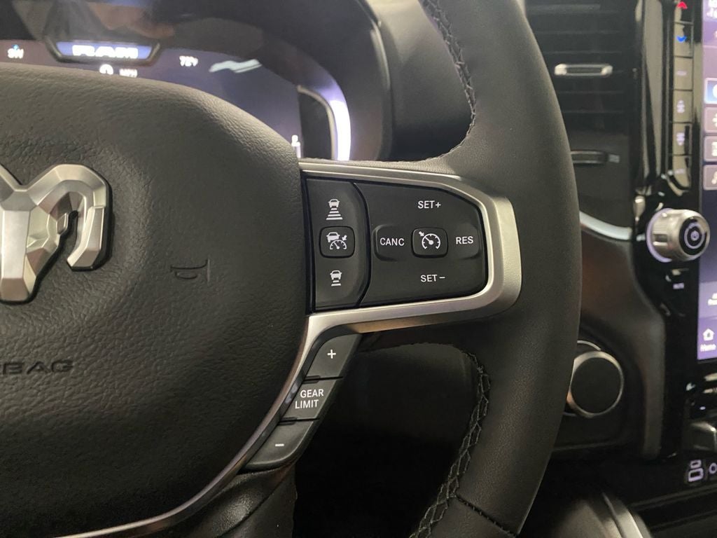 2027 RAM 1500 Big Horn/Lone Star
