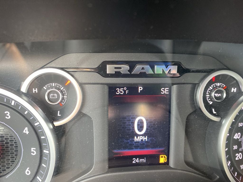 2026 RAM 1500 RAM 1500 BIG HORN CREW CAB 4X4 5'7' BOX