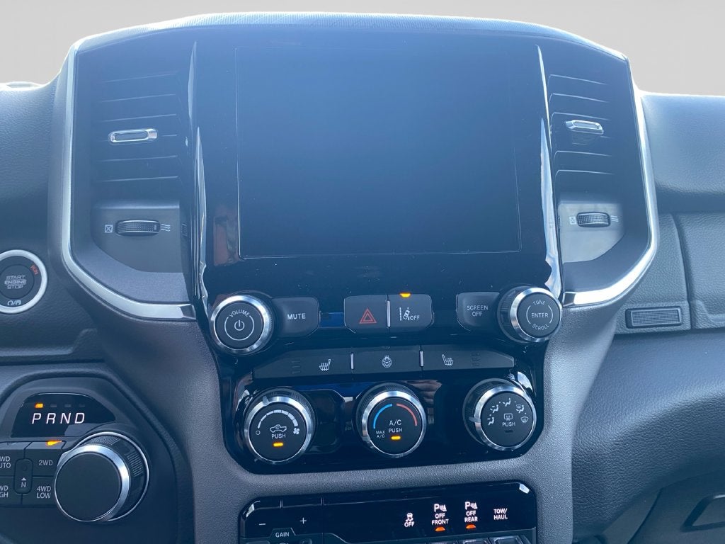 2027 RAM 1500 Big Horn/Lone Star