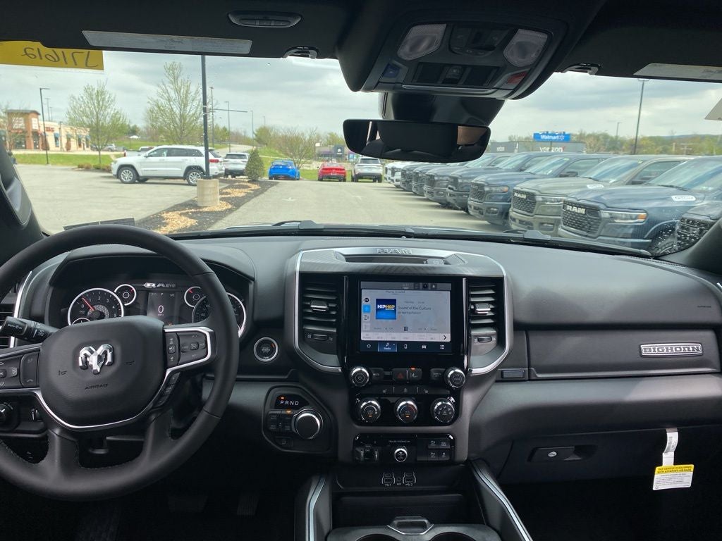 2026 RAM 1500 RAM 1500 BIG HORN CREW CAB 4X4 5'7' BOX