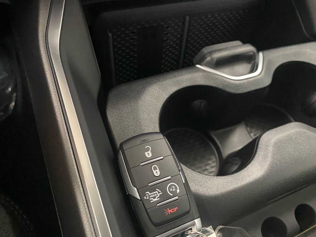 2027 RAM 1500 Big Horn/Lone Star