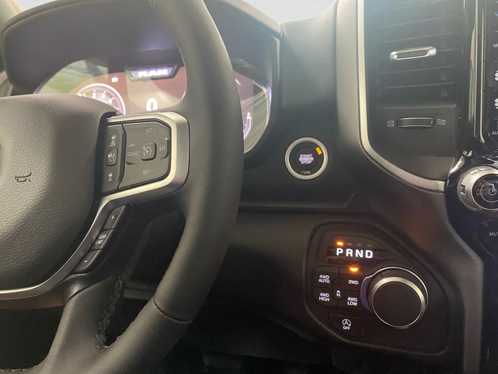 2027 RAM 1500 Big Horn/Lone Star