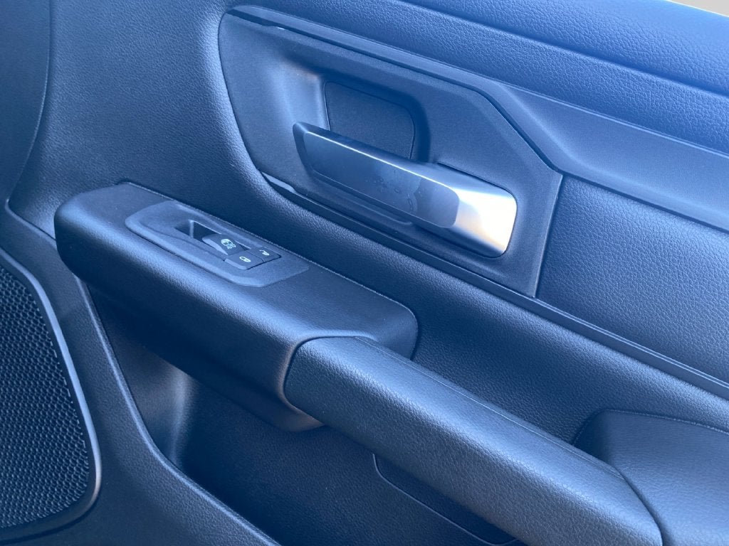 2027 RAM 1500 Express
