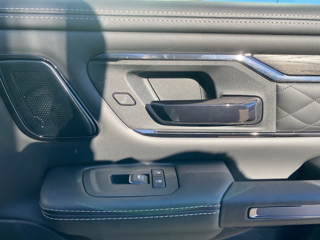 2026 RAM 1500 RAM 1500 LIMITED CREW CAB 4X4 5'7' BOX