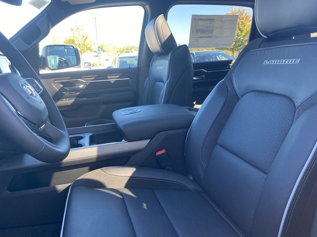 2026 RAM 1500 RAM 1500 LARAMIE CREW CAB 4X4 5'7' BOX