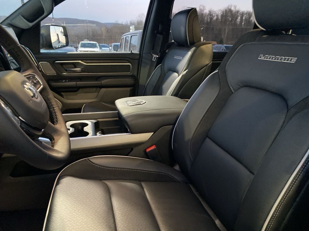 2026 RAM 1500 RAM 1500 LARAMIE CREW CAB 4X4 5'7' BOX