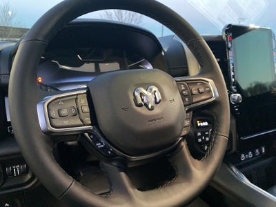 2026 RAM 1500 RAM 1500 LARAMIE CREW CAB 4X4 5'7' BOX