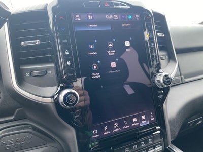 2026 RAM 1500 RAM 1500 LARAMIE CREW CAB 4X4 5'7' BOX