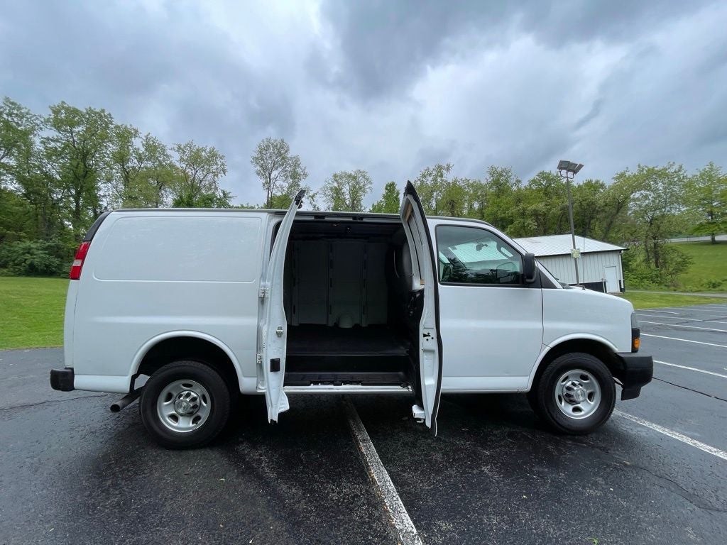 2021 Chevrolet Express 3500 Work Van Cargo